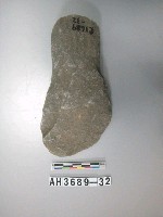 藏品(淺腰打製石斧)的圖片